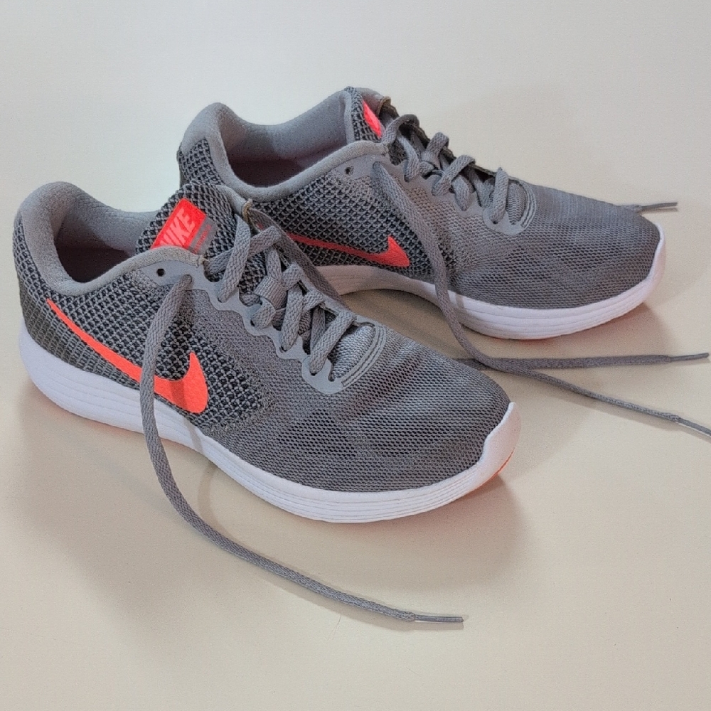 Nike Revolution 3 Women's Running Sneakers Gray and Orange Size US 6